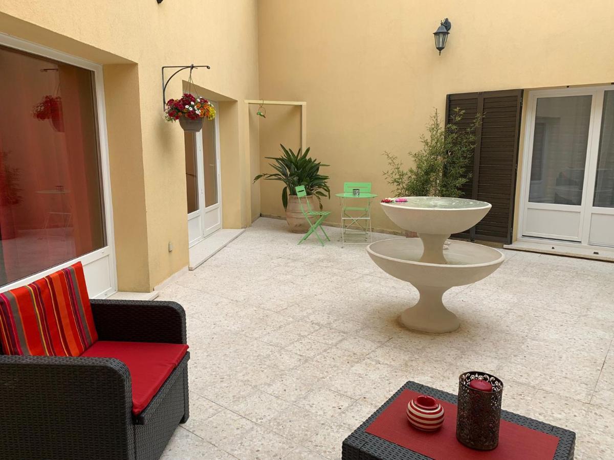 萨尔里昂Le Patio公寓 外观 照片